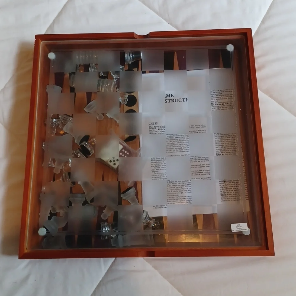 N/A wooden box